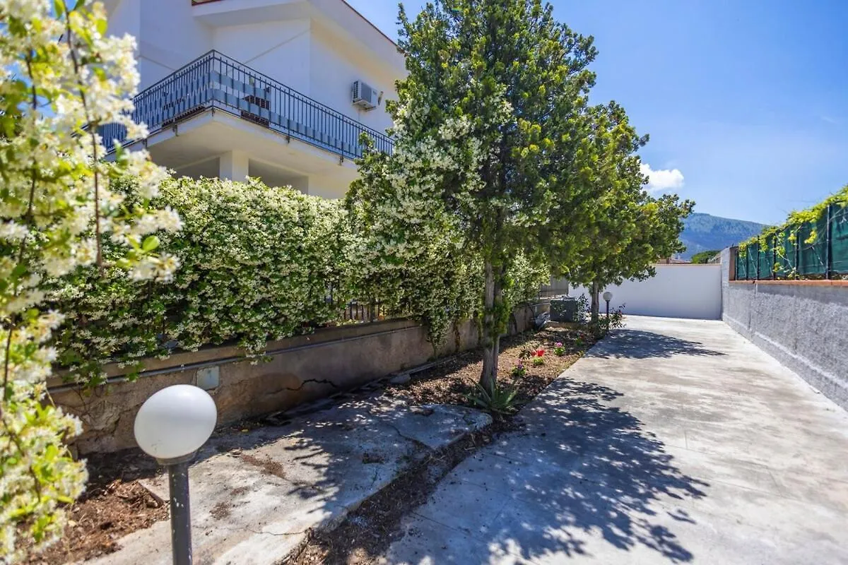 Апартаменты Casa Cloe Mondello Палермо